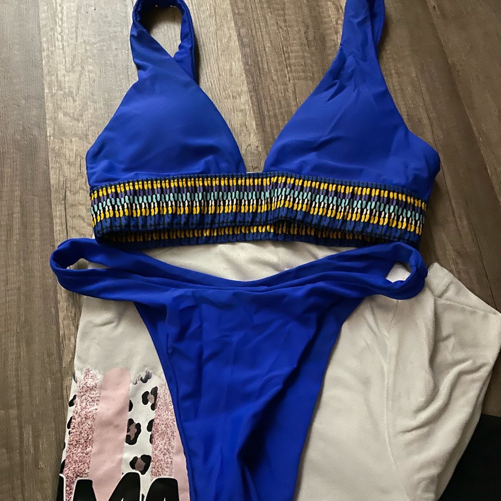 Bathing suit